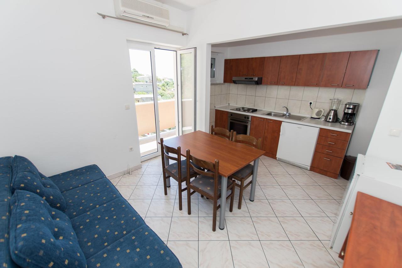 Matko'S Oasis Apartments เบรลา ภายนอก รูปภาพ